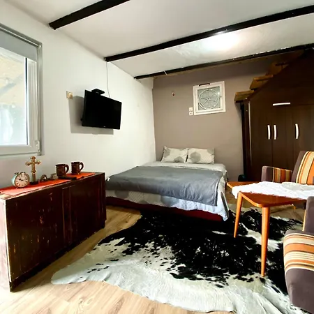 Lena Apartment